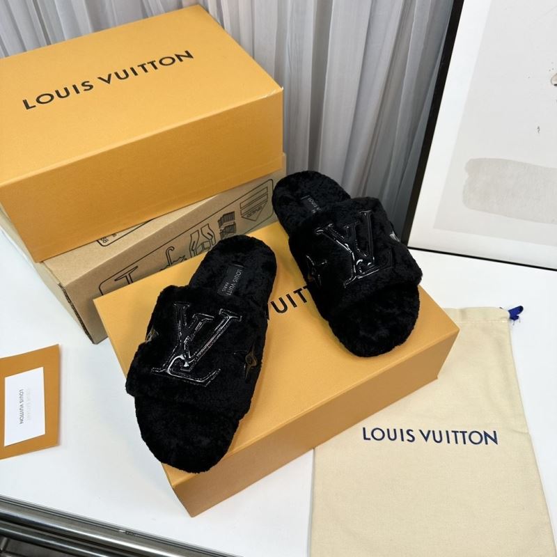 Louis Vuitton Slippers